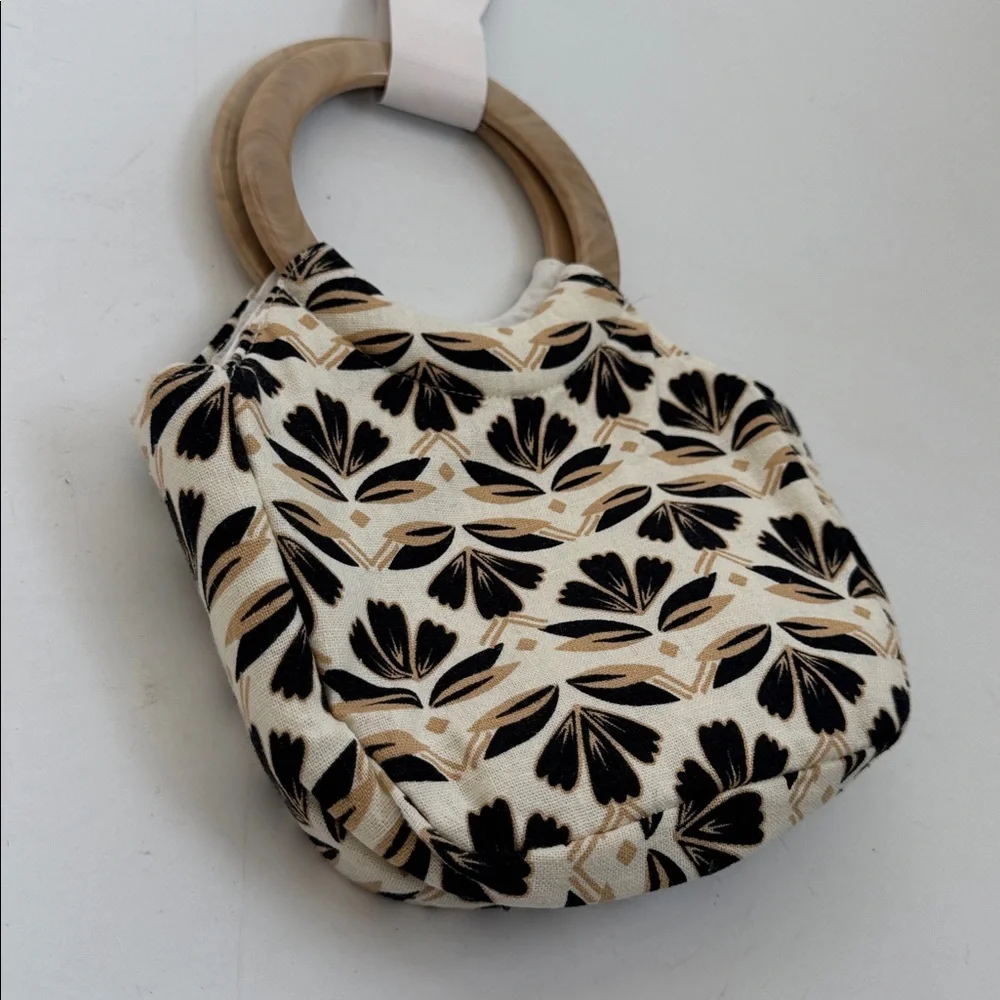 NWT Sigrid Olsen Kids Mini Purse in Black and Tan Floral Motif 5.5”H x 6”W